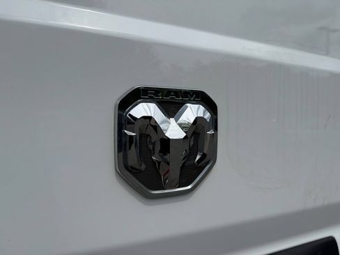 Used 2025 RAM ProMaster 2500 w/ Convenience Group FWD image 31