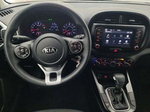 Used 2020 Kia Soul S image 22