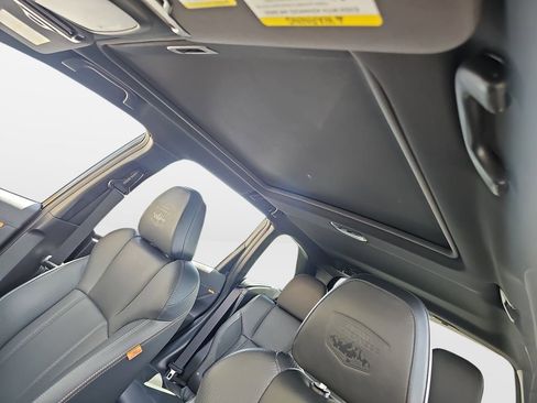 Used 2024 Subaru Forester Wilderness w/ Convenience Package AWD/4WD image 19