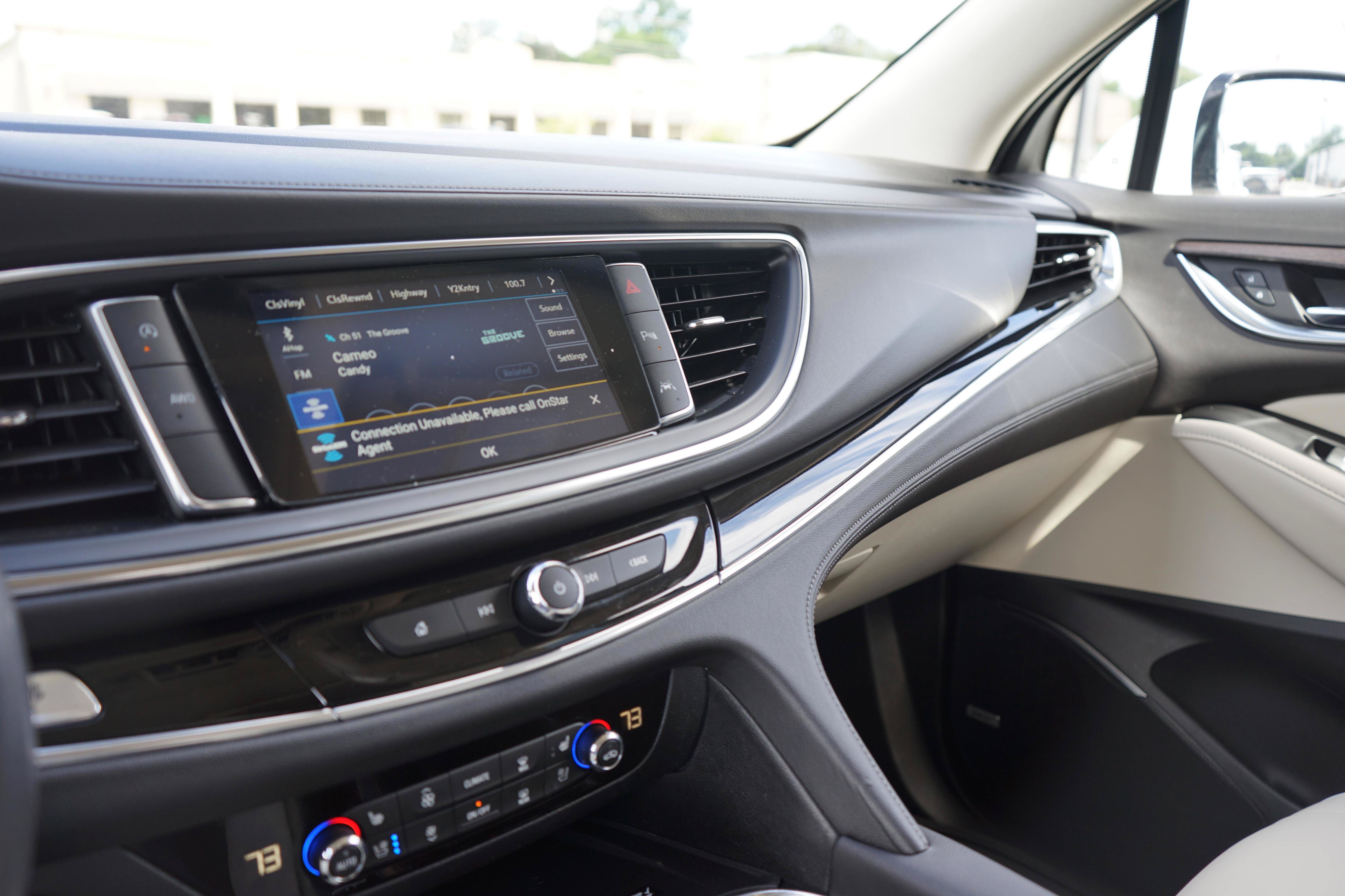 Used 2023 Buick Enclave Avenir AWD/4WD image 18