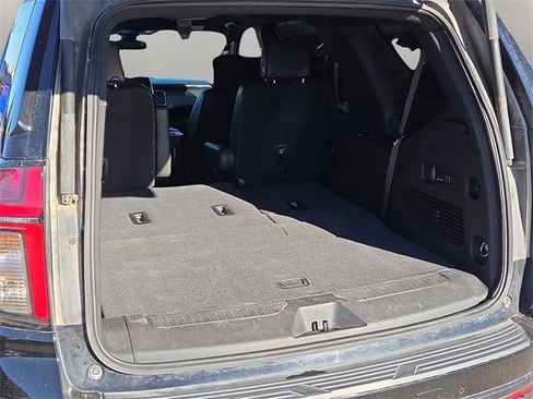 Used 2021 Chevrolet Tahoe RST w/ Luxury Package image 7