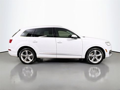 Used 2019 Audi Q7 3.0T Prestige w/ Prestige Package image 8