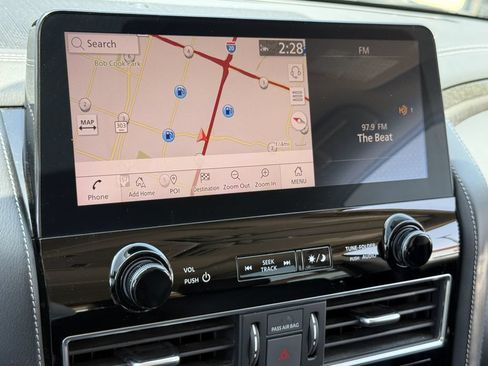 Used 2024 INFINITI QX80 Luxe RWD image 23