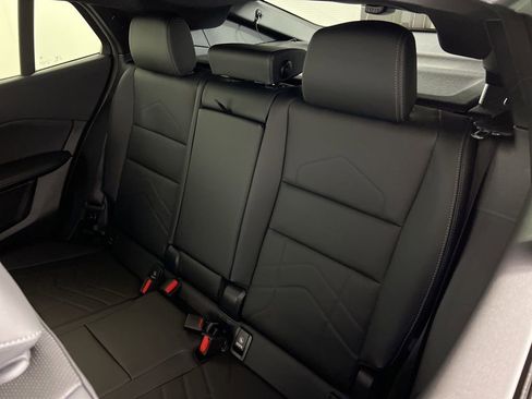 Used 2026 BMW X2 xDrive28i w/ Convenience Package image 4