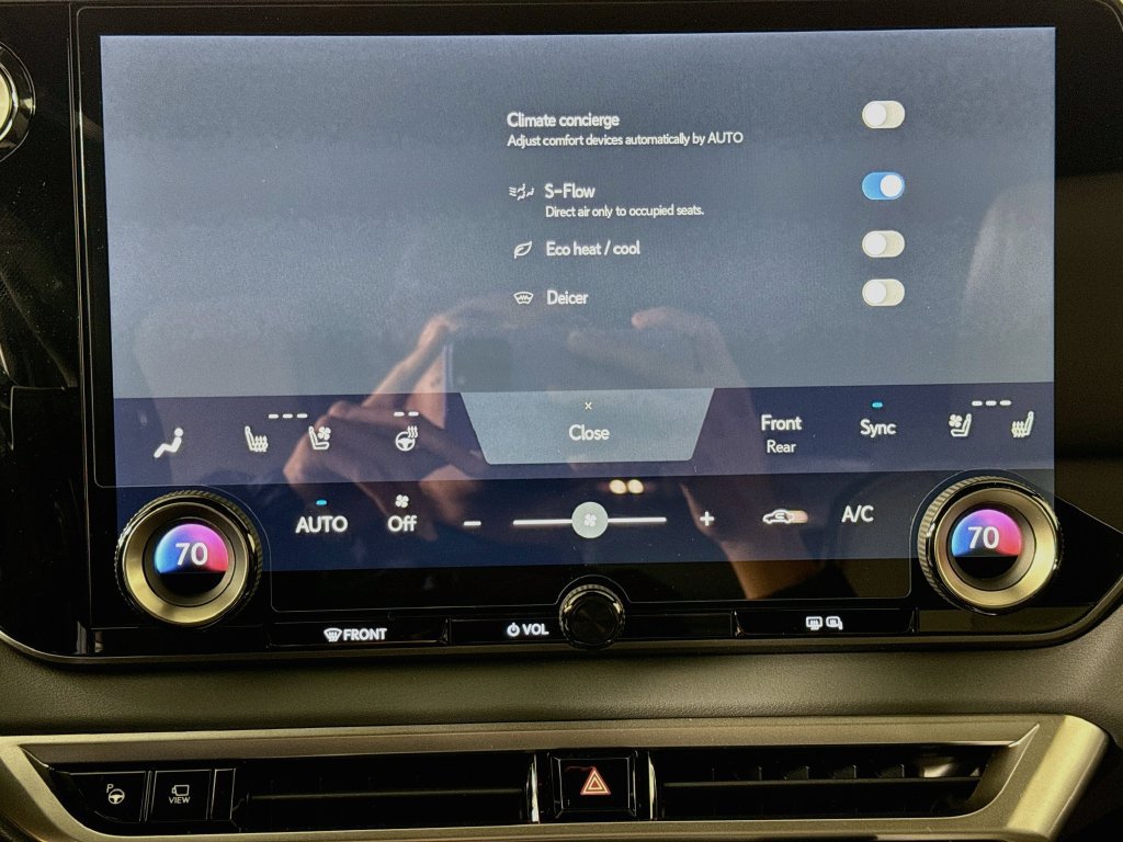 New 2026 Lexus RX 350 w/ Convenience Package AWD/4WD image 14