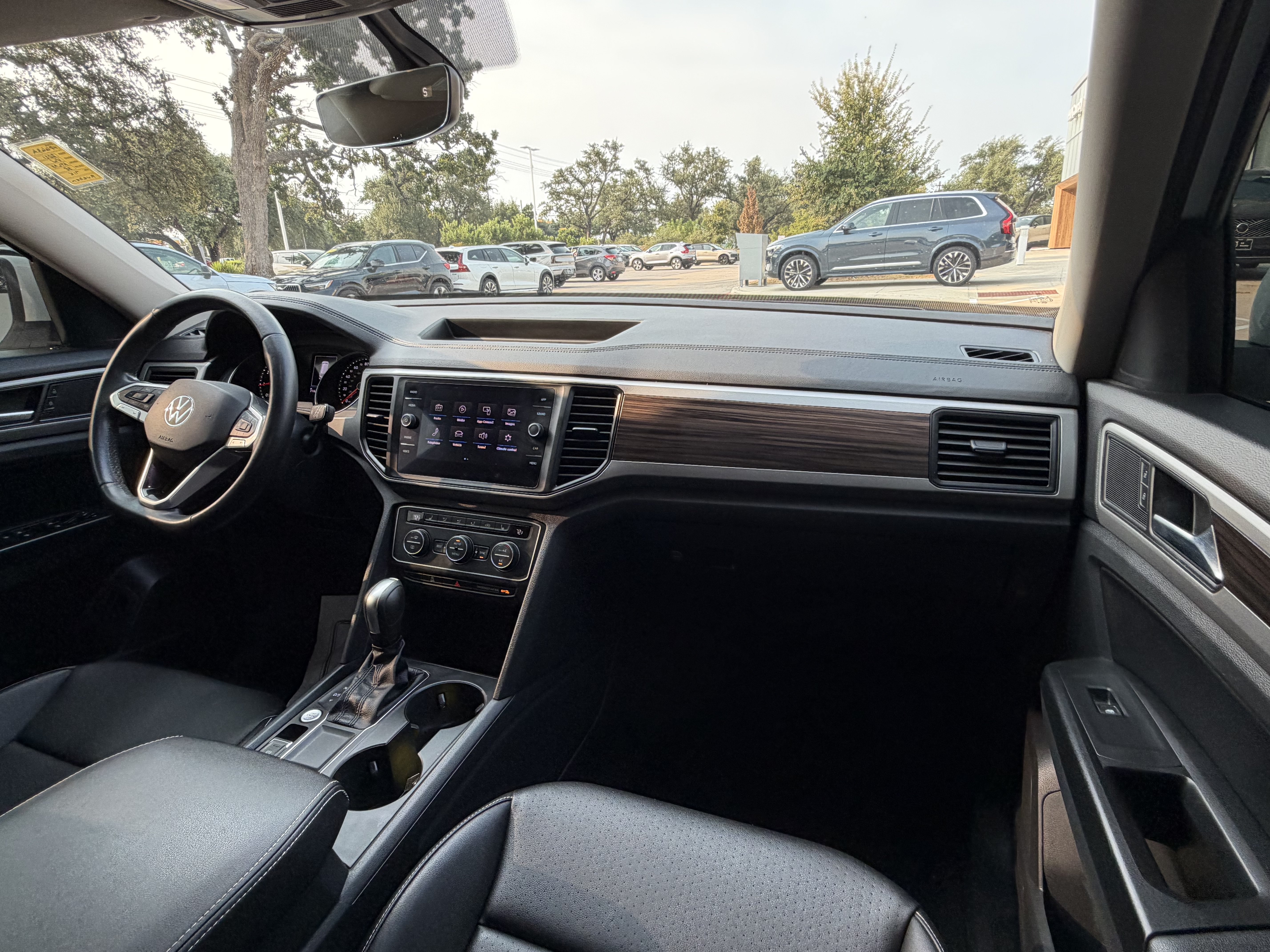 Used 2021 Volkswagen Atlas SE FWD image 13