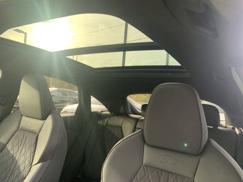 New 2025 Audi SQ5 Premium Plus image 28