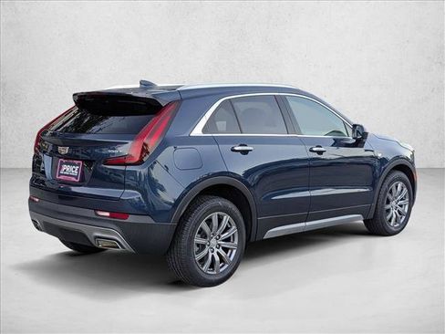 Used 2020 Cadillac XT4 Premium Luxury w/ Driver Assist Package image 5
