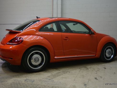 Used 2018 Volkswagen Beetle 2.0T Coast FWD image 5