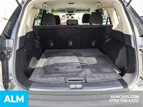 Used 2023 Nissan Rogue SV image 25