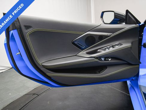 Used 2023 Chevrolet Corvette Stingray w/ Z51 Performance Package image 42