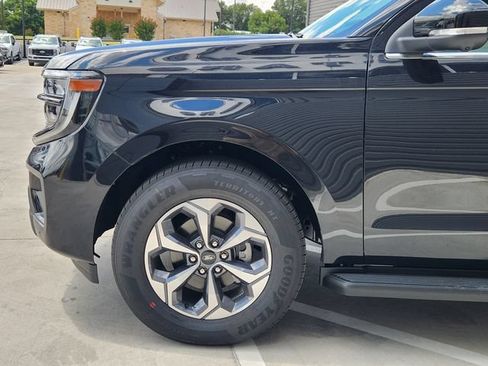 New 2027 Ford Expedition Max Active RWD image 5
