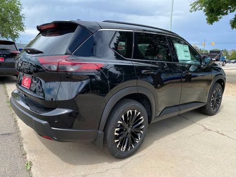 New 2026 Nissan Rogue Dark Armor AWD/4WD image 5