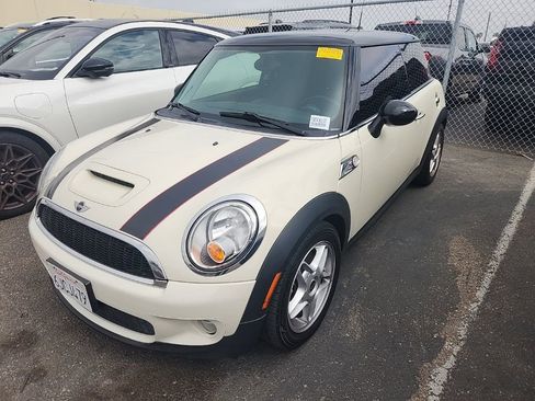 Used 2009 MINI Cooper S FWD image 3