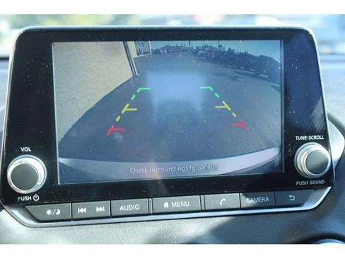 Used 2022 Nissan Sentra SV w/ Trunk Package image 25