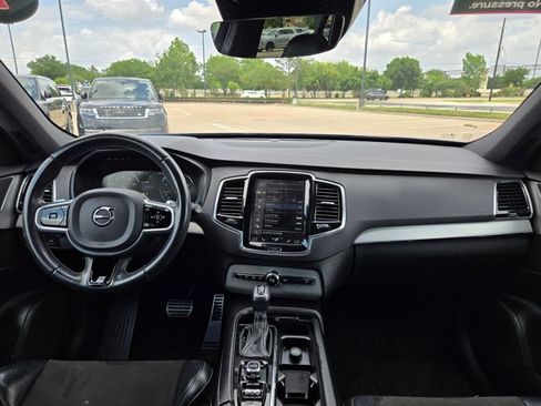 Used 2017 Volvo XC90 T5 R-Design w/ Vision Package image 16