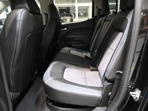 Used 2022 Chevrolet Colorado Z71 image 12