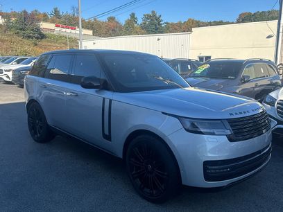 Used 2025 Land Rover Range Rover SE