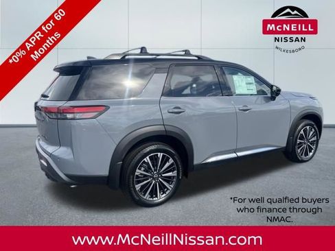 New 2026 Nissan Pathfinder Platinum image 7