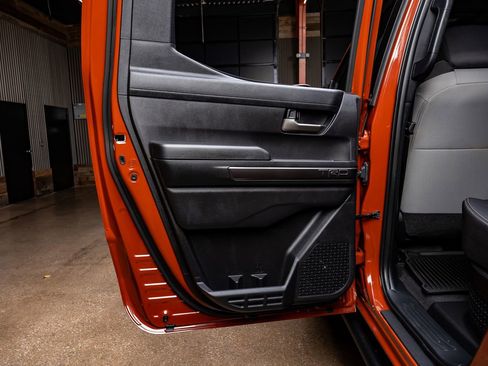 Used 2025 Toyota Tacoma TRD Off-Road image 38