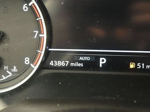 Used 2023 Nissan Rogue SV AWD/4WD image 16