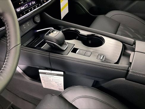 New 2025 Nissan Rogue Platinum image 12