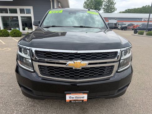 Used 2018 Chevrolet Suburban LT AWD/4WD image 8
