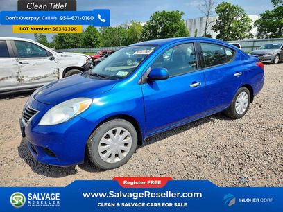 Used 2014 Nissan Versa SV