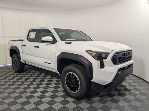 New 2026 Toyota Tacoma TRD Off-Road AWD/4WD image 3