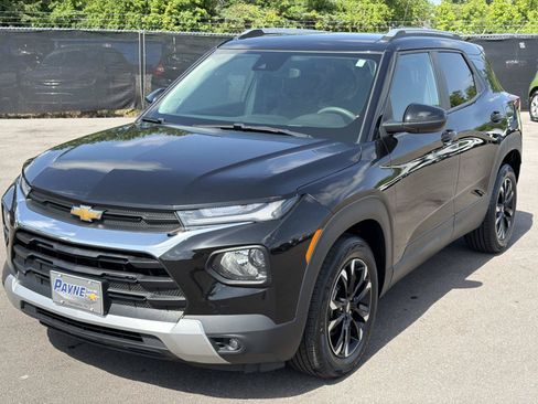 Certified 2023 Chevrolet TrailBlazer LT FWD image 3
