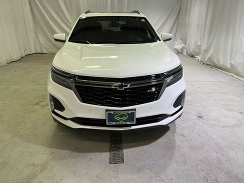 Used 2022 Chevrolet Equinox RS w/ RS Leather Package image 3