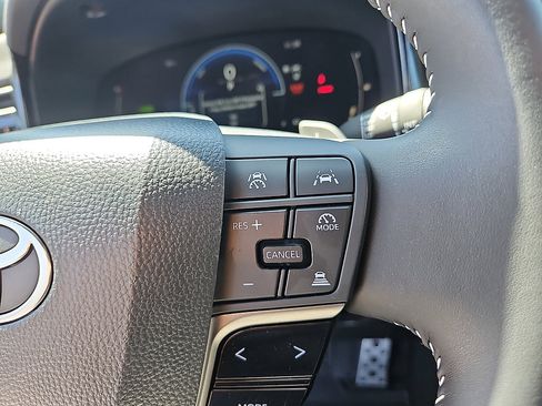 Certified 2026 Toyota Camry SE FWD image 18