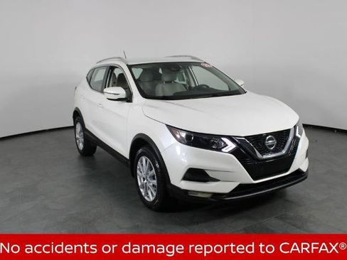 Certified 2022 Nissan Rogue Sport SV FWD image 5