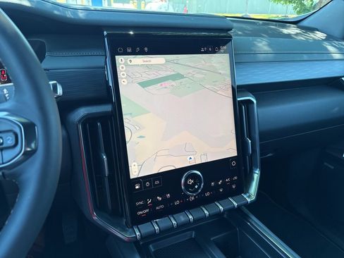 New 2026 GMC Acadia AT4 w/ Luxury Package AWD/4WD image 21
