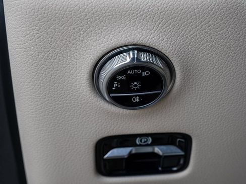 Used 2023 Mercedes-Benz GLC 300 4MATIC image 20