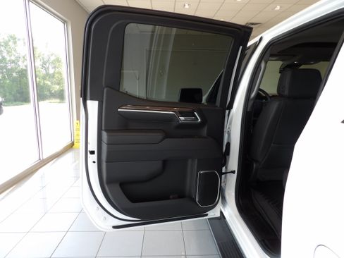Used 2025 Chevrolet Silverado 1500 RST w/ RST All Star Premium Package AWD/4WD image 18