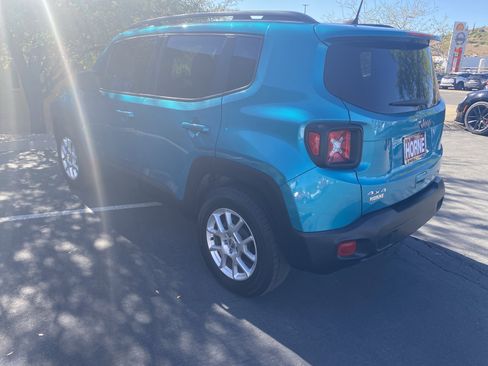 Used 2021 Jeep Renegade Latitude image 2