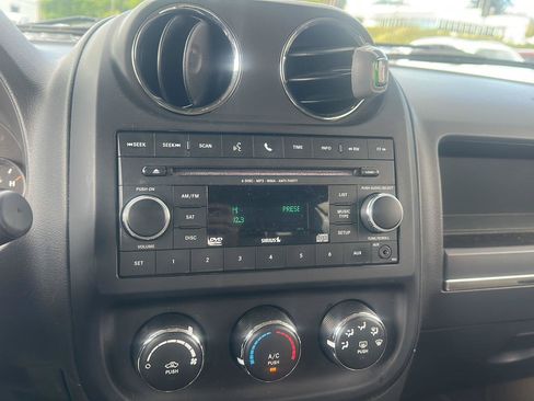 Used 2015 Jeep Patriot Sport w/ Power Value Group AWD/4WD image 13