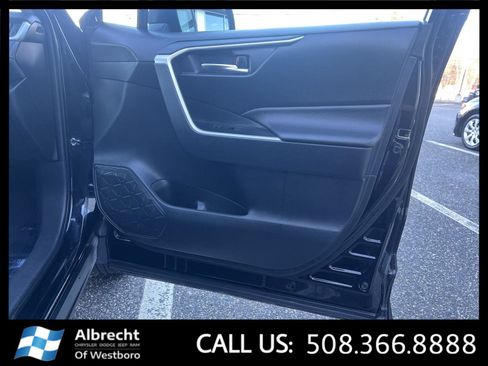 Used 2024 Toyota RAV4 XLE image 21