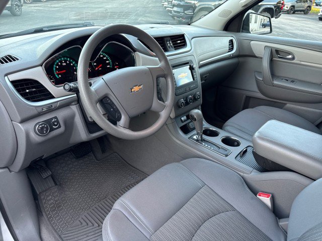 Used 2016 Chevrolet Traverse LS FWD image 16