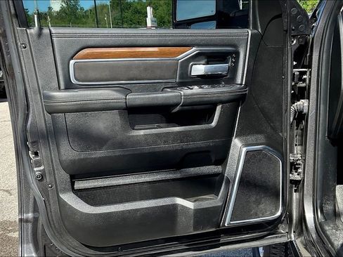 Used 2024 RAM 2500 Laramie w/ Safety Group image 18