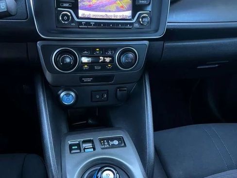 Used 2019 Nissan Leaf S w/ S Charge Package image 5