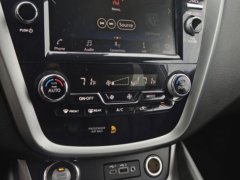 Used 2023 Nissan Murano SV FWD image 23