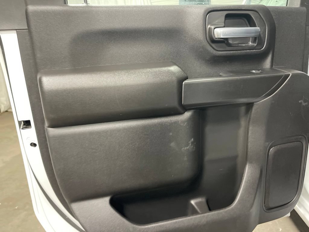 Used 2025 Chevrolet Silverado 3500 W/T AWD/4WD image 21