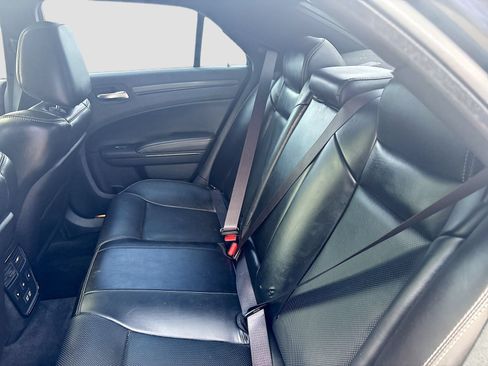 Used 2023 Chrysler 300 S w/ Comfort Group RWD image 26