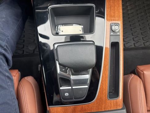 Used 2023 Audi Q5 2.0T Prestige w/ Prestige Package image 14