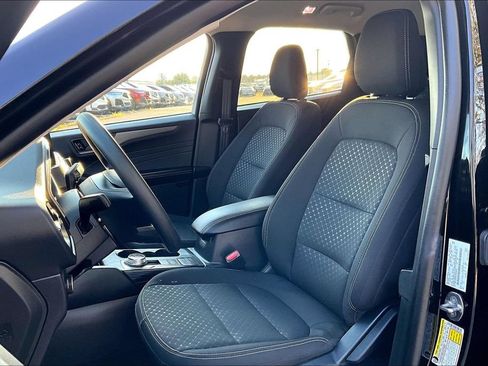 Used 2025 Ford Escape Active AWD/4WD image 34