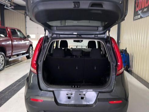 Used 2021 Kia Soul S image 8