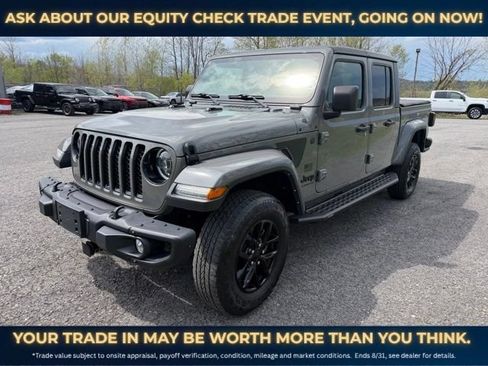 Used 2023 Jeep Gladiator Sport AWD/4WD image 9