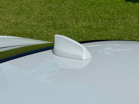 Used 2021 Jaguar XF R-Dynamic SE image 77